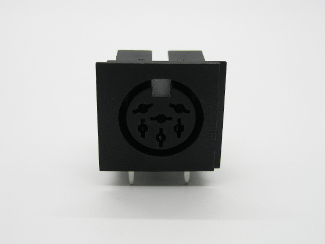 6 Pin DIN Connector